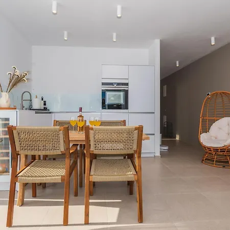 Luxury Aneri Sea&city View Appartamento